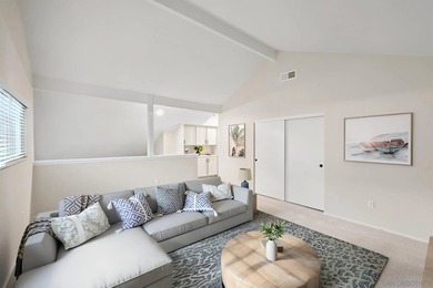 DETACHED Mira Mesa townhome w/ 2,035 sq ft of multi-level living - photo 15