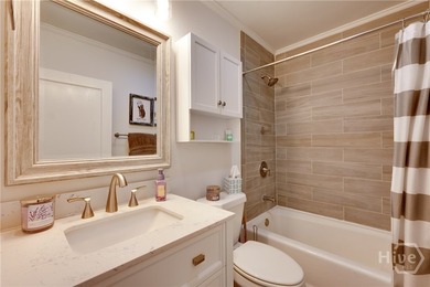 Charming 4 bedrooms, 2 bath Ardsley Park Bungalow: Renovated & - photo 17