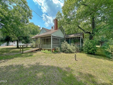 Opportunity awaits with this spacious 4-bedroom, 1.5-bath home - photo 2
