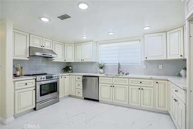 TWO UNITS! Great rental opportunity! Surf City Versatility! - photo 23
