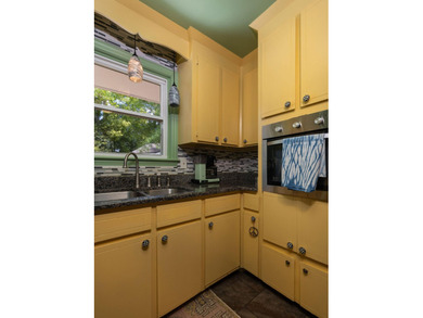 One of West Ashley's most beloved neighborhoods, Lenevar is - photo 28