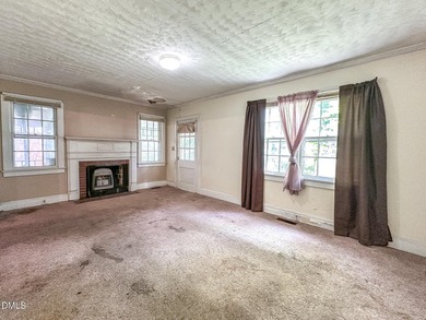Opportunity awaits with this spacious 4-bedroom, 1.5-bath home - photo 9