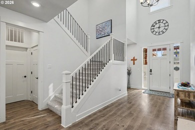 Welcome to your Dream Multi-Generational Home! This Exquisite - photo 4