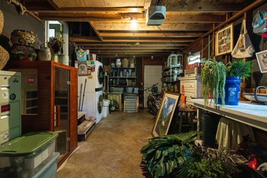 One of West Ashley's most beloved neighborhoods, Lenevar is - photo 40