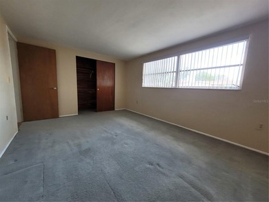 Welcome to this charming and spacious 2-bedroom, 2-bathroom home - photo 10