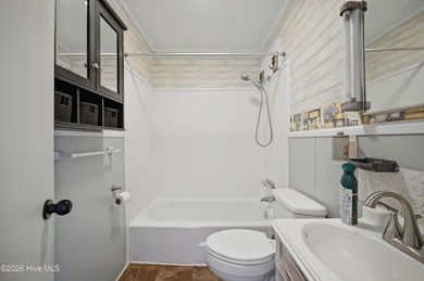 This well-maintained 3-bedroom, 1-bath home offers the perfect - photo 5