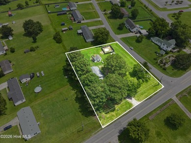 This well-maintained 3-bedroom, 1-bath home offers the perfect - photo 8