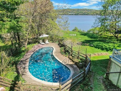 FIRST TIME ON MARKET IN 30 YEARS - *ARCADIA* circa 1850 Historic - photo 4