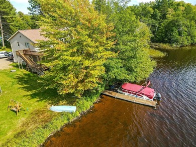 Discover a rare and well-established waterfront vacation rental - photo 11
