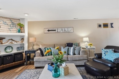 Welcome to 5940 Baydy Peak #922, a beautifully updated TURN KEY - photo 16