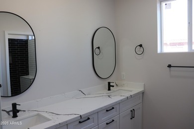 Brand-new lakefront home in Arizona City offering 4 bedrooms, 2 - photo 17