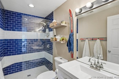 Welcome to 5940 Baydy Peak #922, a beautifully updated TURN KEY - photo 22