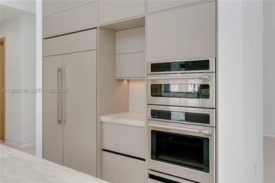 This custom, one-of-a-kind modern new construction home - photo 24