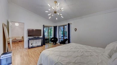 STUNNING CORNER VILLA!! in the highly desirable Canary Palm Club - photo 24