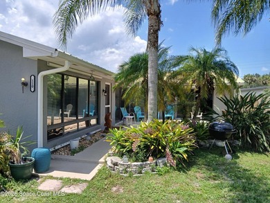 Welcome to 110 Lagoon Ave, a rare double-lot property offering - photo 5