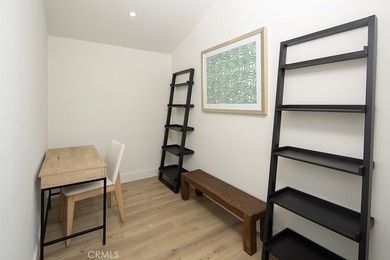 Stunning fully furnished luxury lease featuring a 2 bedroom, 2.5 - photo 26