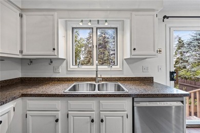 Where comfort and peace of mind collide. 3 Southfield drive - photo 7