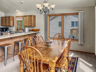 Discover a rare and well-established waterfront vacation rental - photo 28