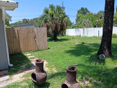 Welcome to 110 Lagoon Ave, a rare double-lot property offering - photo 8