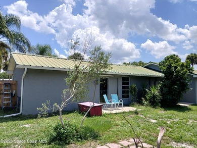 Welcome to 110 Lagoon Ave, a rare double-lot property offering - photo 10