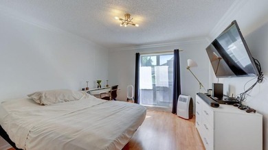 STUNNING CORNER VILLA!! in the highly desirable Canary Palm Club - photo 33
