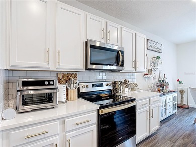 Short Sale. Welcome to Buena Vista community. D.R. Horton's - photo 10