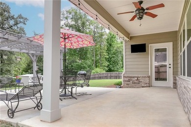 Beautifully maintained and thoughtfully designed, this Cedar - photo 7
