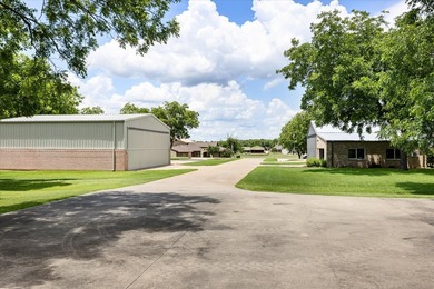 MOTIVATED SELLER!!!!!!! Rare opportunity to own a custom fly-in - photo 3