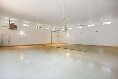 MOTIVATED SELLER!!!!!!! Rare opportunity to own a custom fly-in - photo 5