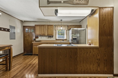 Cozy Waterfront Retreat With U-shaped End Dock - photo 22