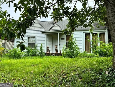 DO NOT DISTURB SELLER OR WALK THE PROPERTY. This is a PRIME - photo 2