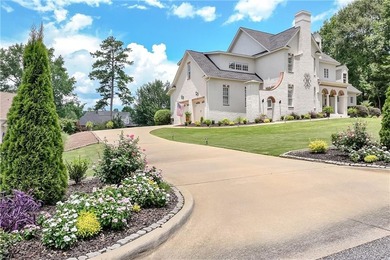 Rarely does a home like this become available in Stonybrook's - photo 3