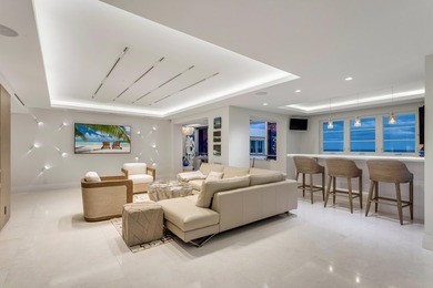 One of the tallest penthouses in the area, located in a - photo 13