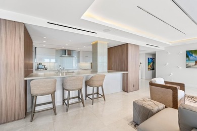 One of the tallest penthouses in the area, located in a - photo 19