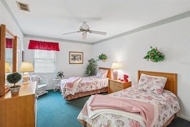 Move right into this well maintained 3 bedroom, 2 bathroom home - photo 21