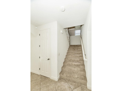 Welcome to this stunning Granville-built Spanish Bay model - photo 26