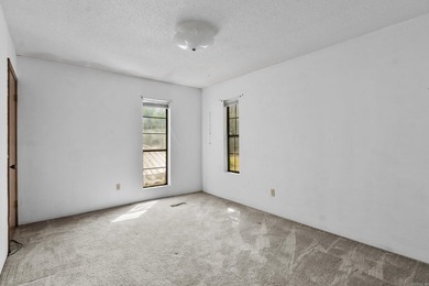 Make this home yours!!!! $10,000.00 remodel update allowance at - photo 28