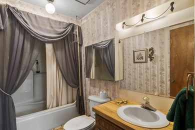 Make this home yours!!!! $10,000.00 remodel update allowance at - photo 29