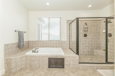 Welcome to this stunning Granville-built Spanish Bay model - photo 38