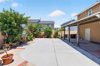Welcome to this two-story home on a quiet Garden Grove - photo 38