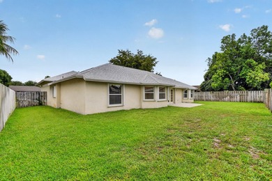 Immaculate 3 bedroom, 2 bathroom home with oversized side entry - photo 42