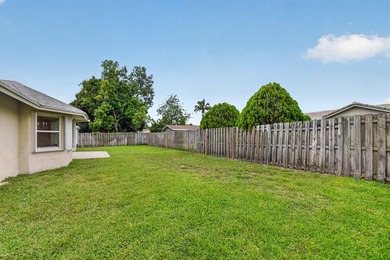 Immaculate 3 bedroom, 2 bathroom home with oversized side entry - photo 43