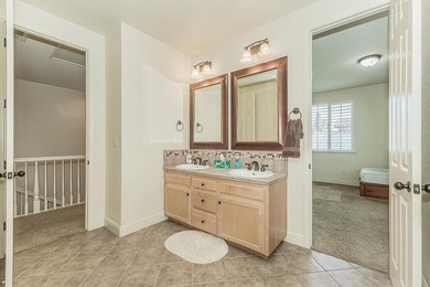 Welcome to this stunning Granville-built Spanish Bay model - photo 48