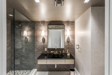 One of the tallest penthouses in the area, located in a - photo 50
