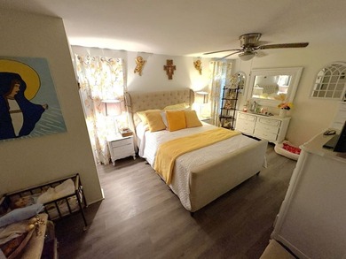 Welcome to Clover Leaf Farms a 55+ age-qualified active and - photo 2