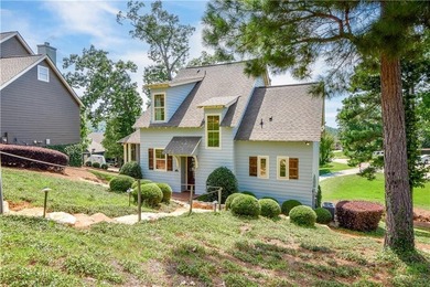 Experience Lake Martin living in this beautifully designed - photo 4