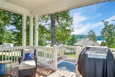 Experience Lake Martin living in this beautifully designed - photo 7