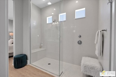 Extraordinary Entertainer's Retreat with Custom Spa & Expansive - photo 5