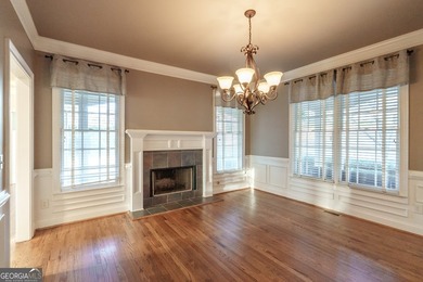Beautiful 5-bedroom, 4.5-bath home located in the highly - photo 11
