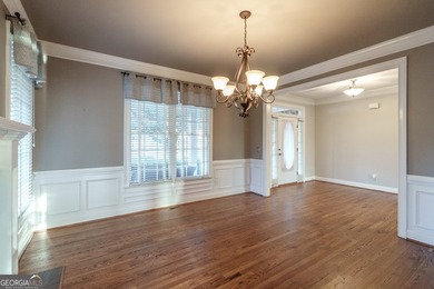 Beautiful 5-bedroom, 4.5-bath home located in the highly - photo 13